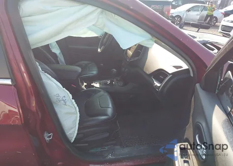 2019 Jeep Cherokee Latitude Plus from USA, damaged, VIN 1C4PJMLB0KD213493